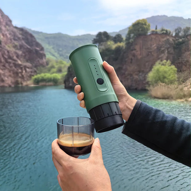 portable outdoor Italian coffee machine handheld electric coffee powder capsule dual-use travel car charging